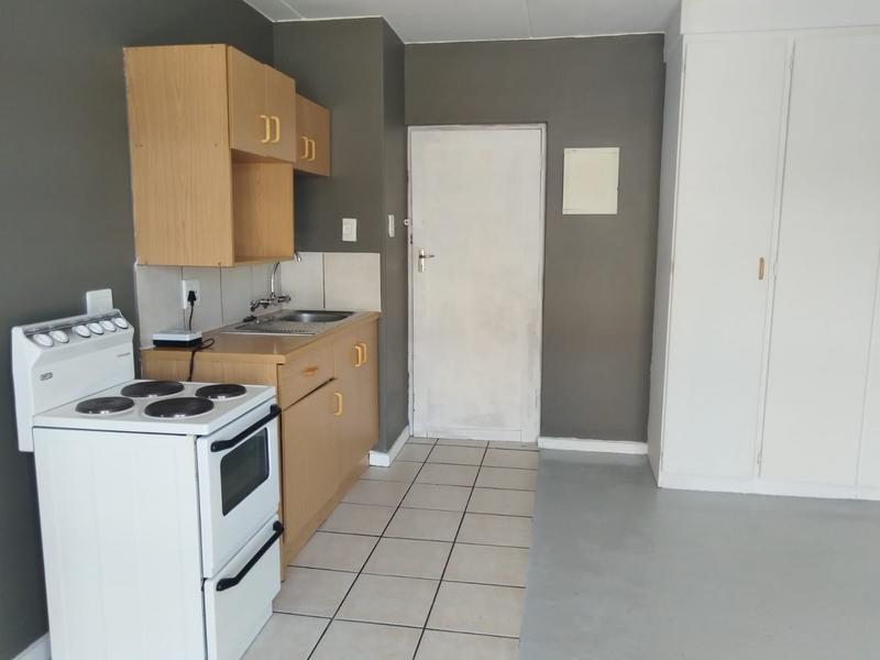 1 Bedroom Property for Sale in Kannoniers Park North West